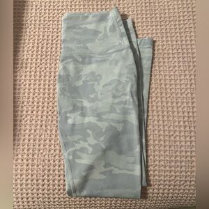 Lululemon Wunder Under Luxtreme Pant 25inch